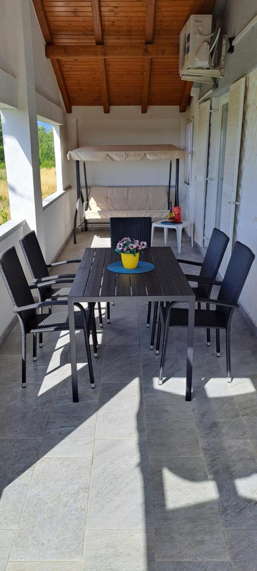 Apartmani Mersol Nin Luaran gambar