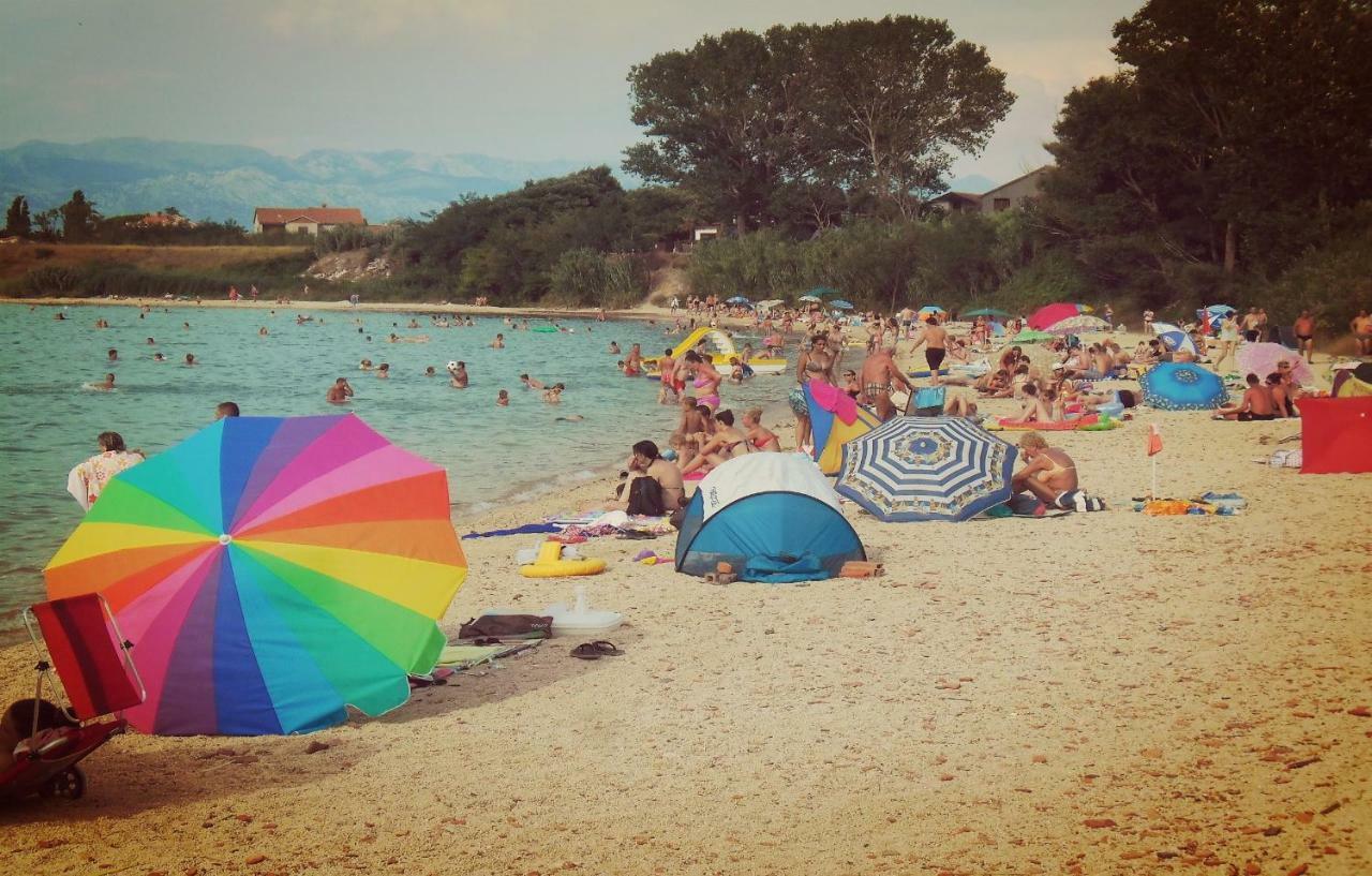 Apartmani Mersol Nin Luaran gambar